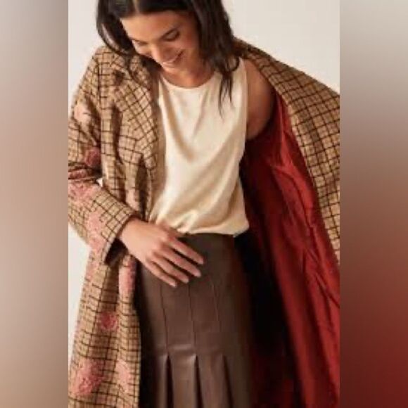 La Fuori Autumn Rose Trench Coat - Picture 7 of 7